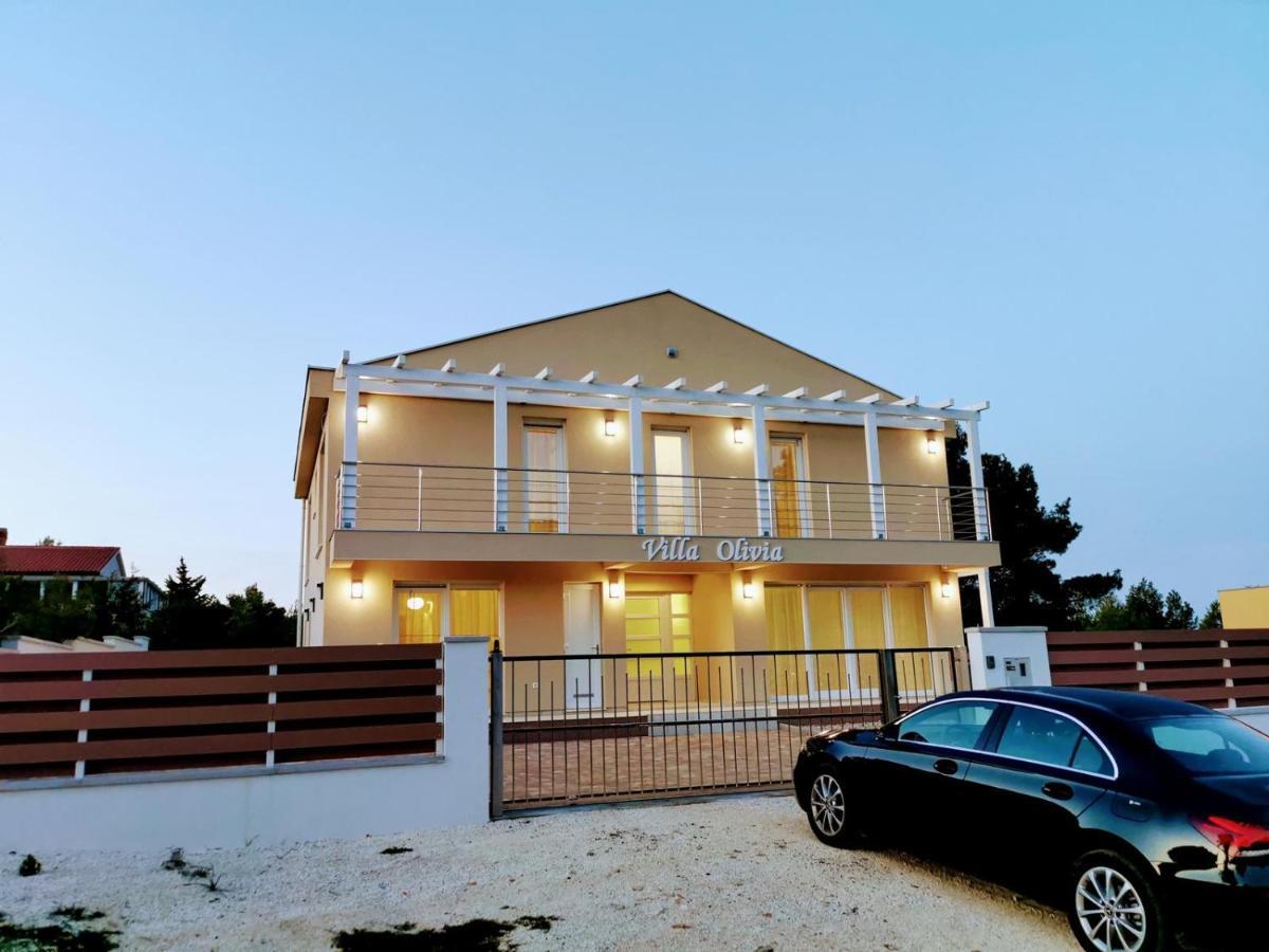 Villa Olivia - New And Modern House With Pool, Souna, Jacuzzi & Playground, Liznjan - Istra Esterno foto